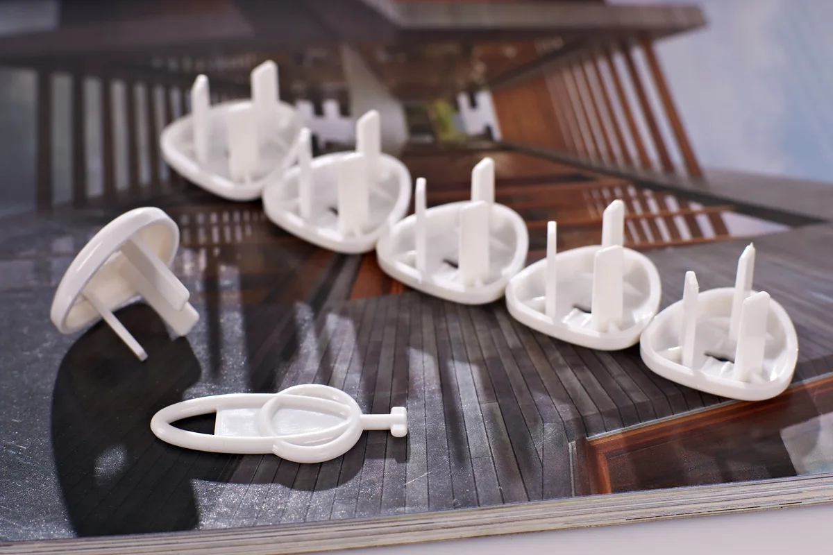 

Beideli children's safety protection supplies socket safety protection cover against electric shock two-phase three-phase