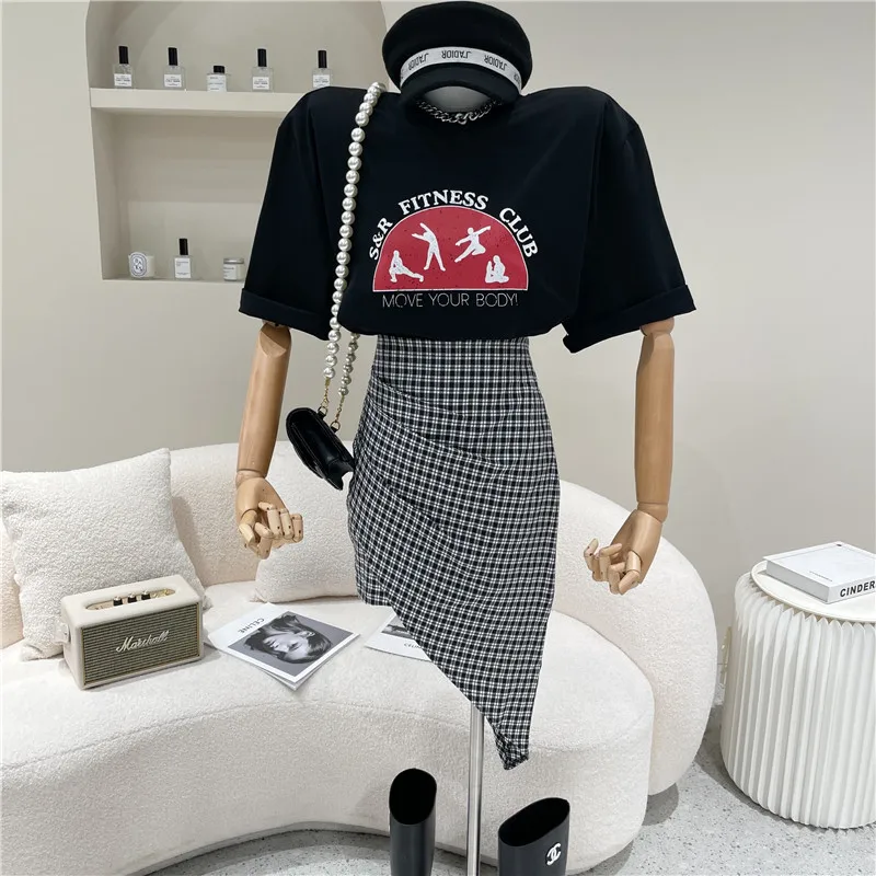 

Two piece set Women's Spring Summer 2021 Fashion Letter round neck loose short sleeve T-shirt + irregular pleated plaid skirt