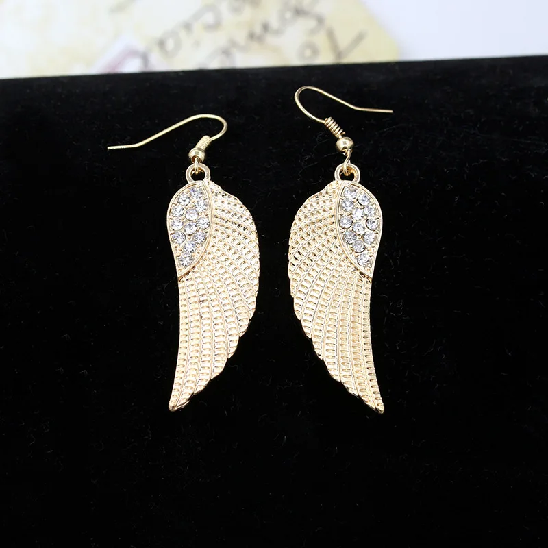 Европейская и американская мода сплав кристалл серьги в виде крыльев Ангела |