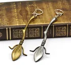 Брелок ручной работы из цинкового сплава в новом дизайне 3D, брелок для ключей, аксессуар для оружия Besom Llavero