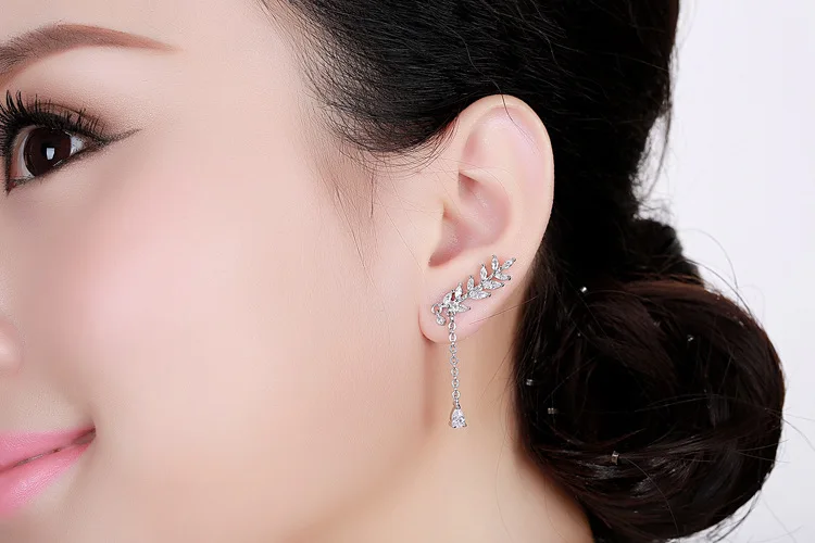Женские асимметричные серьги из серебра 2019 пробы с фианитом | Украшения и