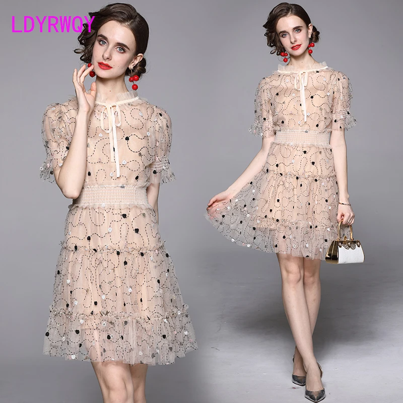 

LDYRWQY 2021 new French summer embroidery retro temperament round neck slim mesh dress Polyester Office Lady Puff Sleeve