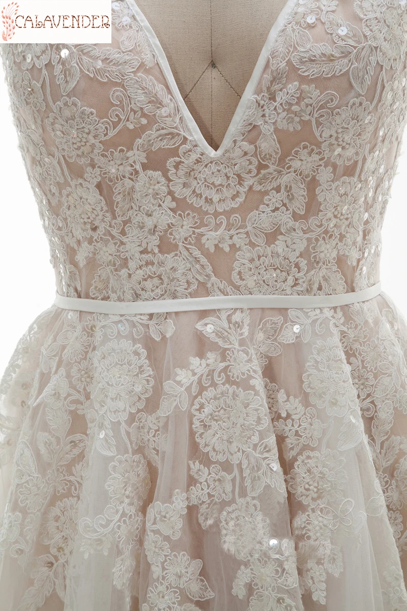 

White Tulle Champagne Lining Beautiful Wedding Dresses A-Line V-Neck vestido branco Lace Appliques Open Back Bride Dress