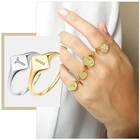 Простые Выгравированные кольца для женщин на заказ, шикарные геометрические повязки на пальцы с буквами, антиаллергенные подарочные изделия из нержавеющей стали