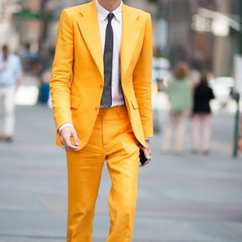 

2020 Tailor Made Fashion Orange Men Suits Slim Fit Groom Tuxedo For Wedding Beach Party Male Clothing (Jacket+Pants)