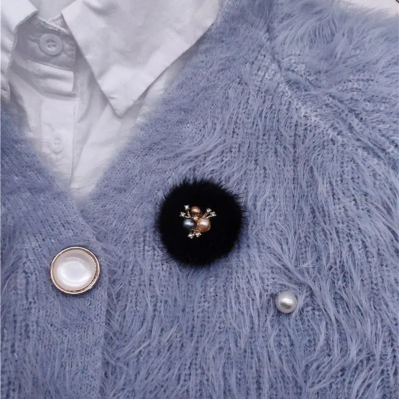 Новые милые амулет брошь булавки для Для женщин с натуральным меховым помпоном