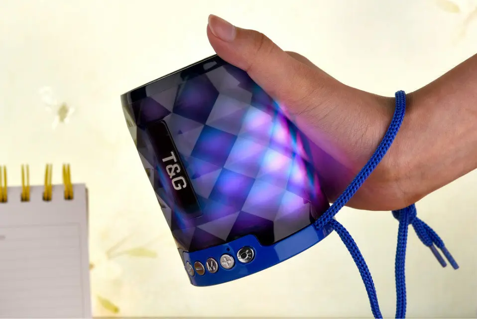 

TG155 Bluetooth Speaker Luxury Colorful LED Light Wireless Loudspeaker Super Bass Music HD Stereo Support TF Card FM radio