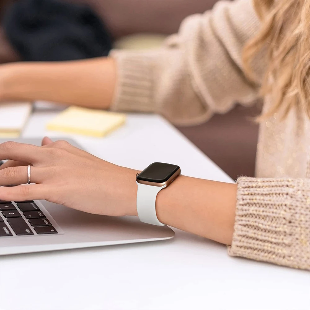 Спортивный ремешок для часов совместимый с Apple Watch Band 41 мм 45 44 40 42 38 мягкие