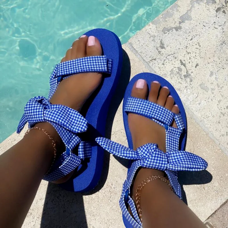 Сандалии женские на плоской подошве пляжные босоножки липучке уличная модная