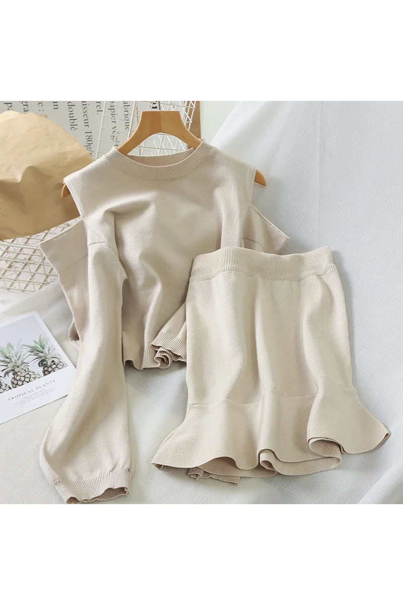 

Early spring ladies suit knitted off-shoulder shirt fishtail skirt two-piece tide 2 piece set women