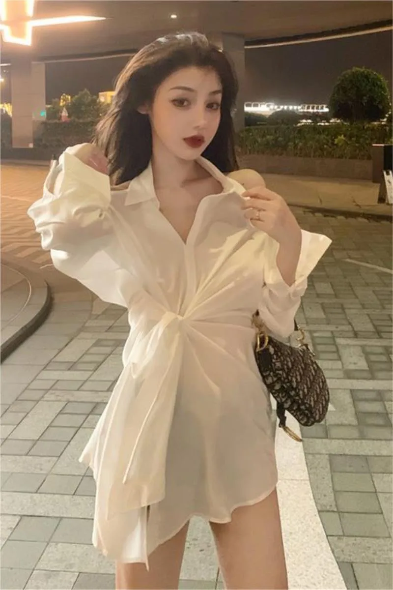

Sexy White Shirts Women New Design 2021 New Spring Long Sleeves Loose Fashion Blouse Cold Shoulder Hanging Neck Backless Tops