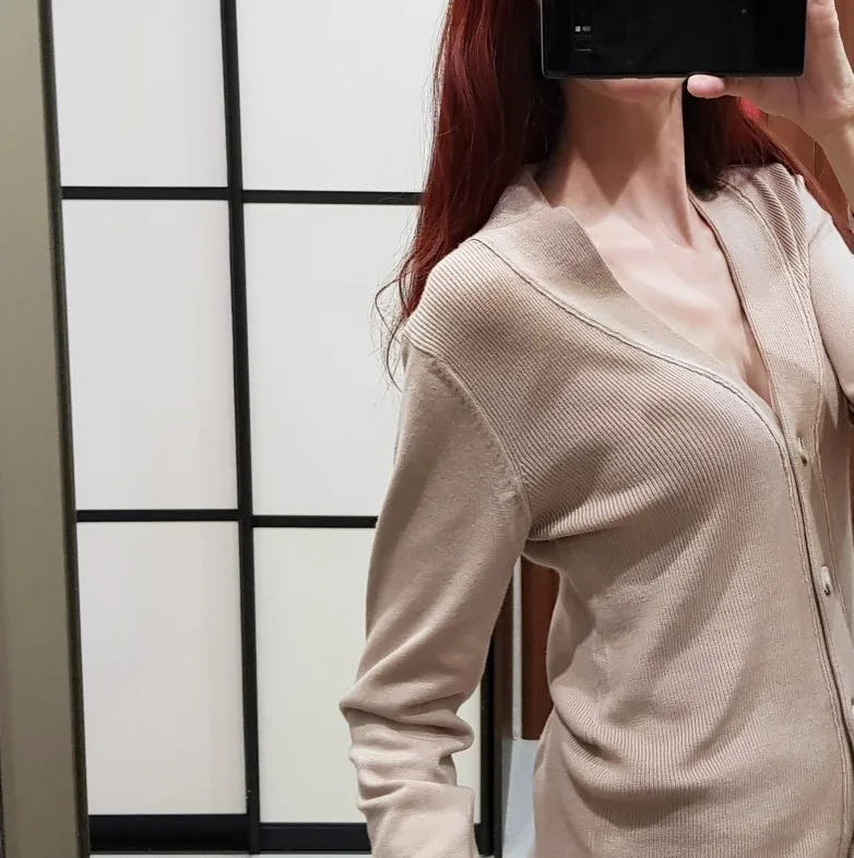 Женский трикотажный кардиган GIGOGOU Свободный с v-образным вырезом и карманом |