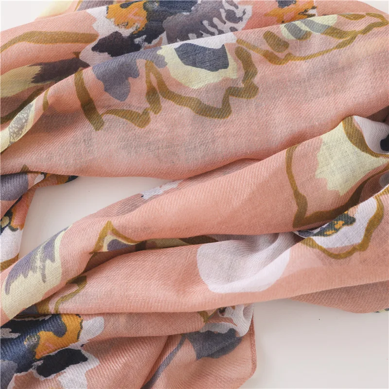 Шарф женский хлопковый пляжный с цветочным принтом для лета 2020 |