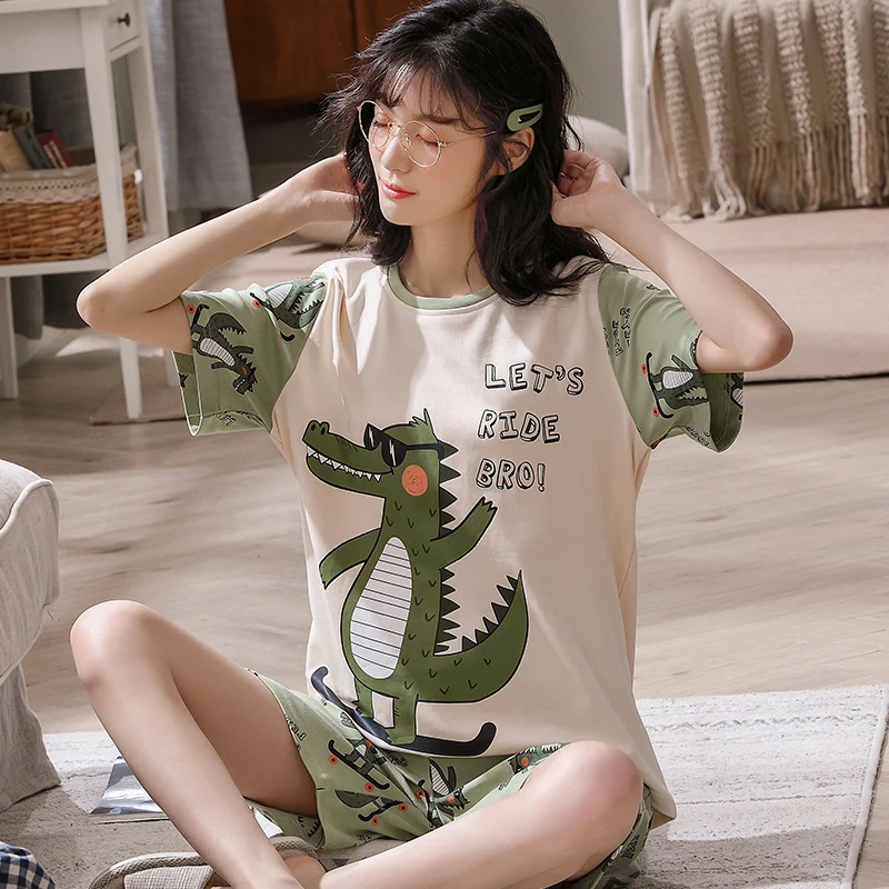 

Хлопковая зеленая пижама в стиле пэчворк с коротким рукавом, повседневные свободные шорты, ночная рубашка, комплект из 2 предметов, летний ж...