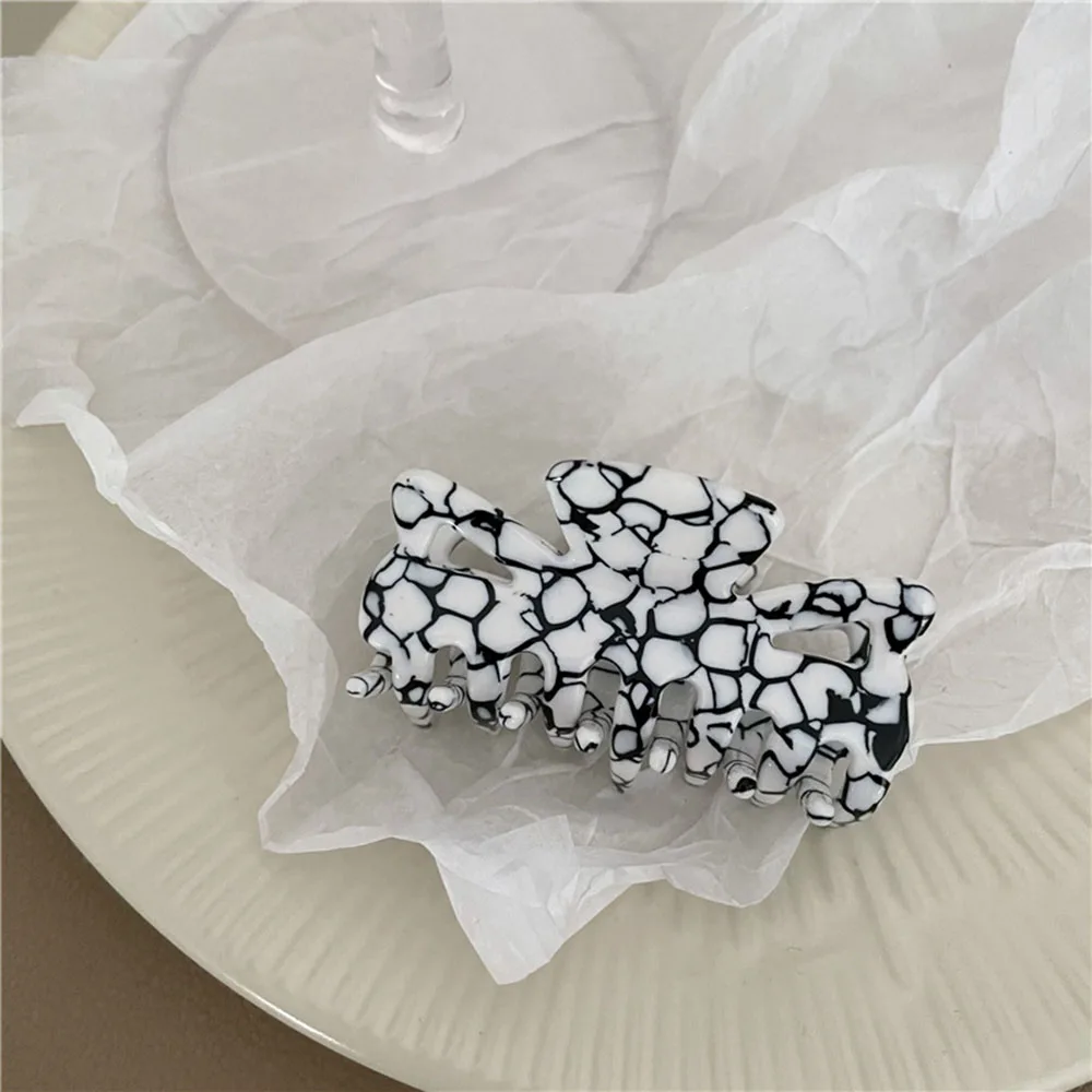 

Vintage Hair Clips For Women Simple Claw Clip High Quality Large Geometric Hair Clips For Hair Girls Hair Clip Hair Accessories