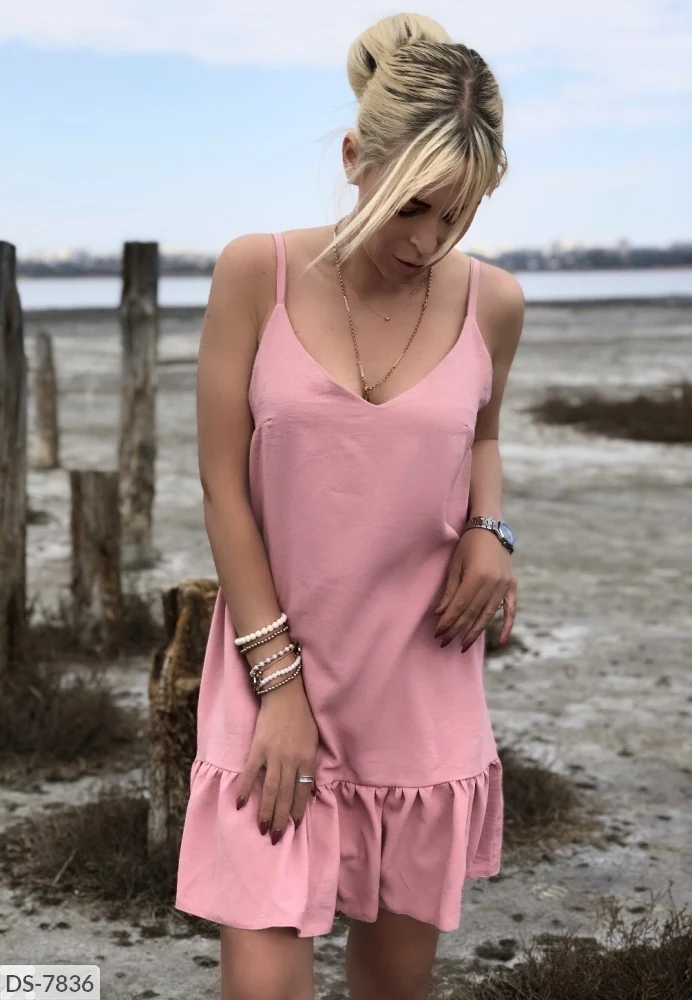 Женский сарафан с V-образным вырезом и оборками на подоле | Женская одежда