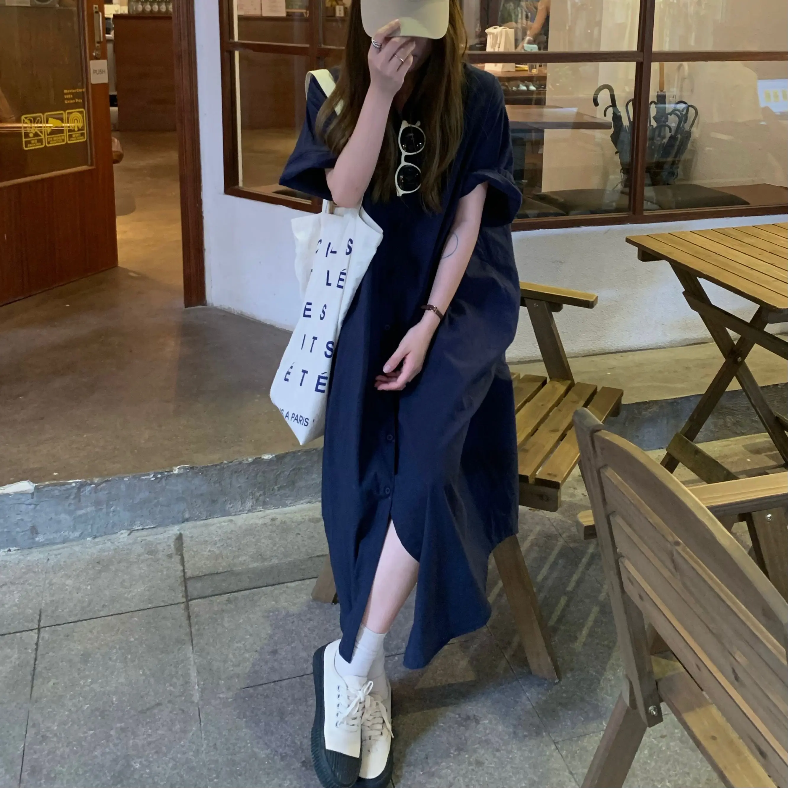 

Женское винтажное платье-рубашка с коротким рукавом, с разрезом, на пуговицах