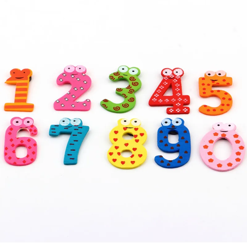 Магнитная развивающая игрушка на холодильник с буквами алфавита и цифрами для - Фото №1