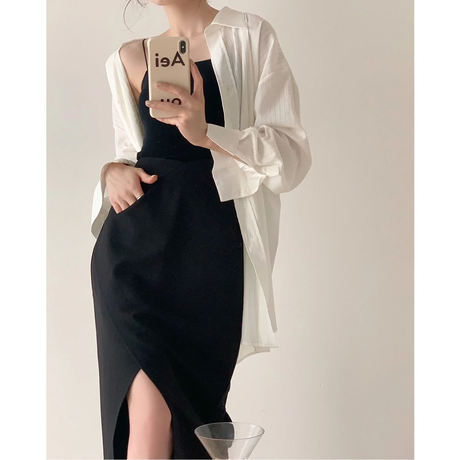 

Sunscreen Shirt Summer Wear Out Design Sense of Vertical Stripe Shell White Shirt Chic Kong Style Shirt