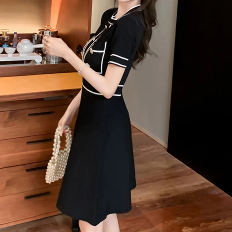 

T2021 Summer New Small Fragrance Knitted White Mini Dress Black High Quality Elegant Slim Button Vintage Party Dress Vestidos