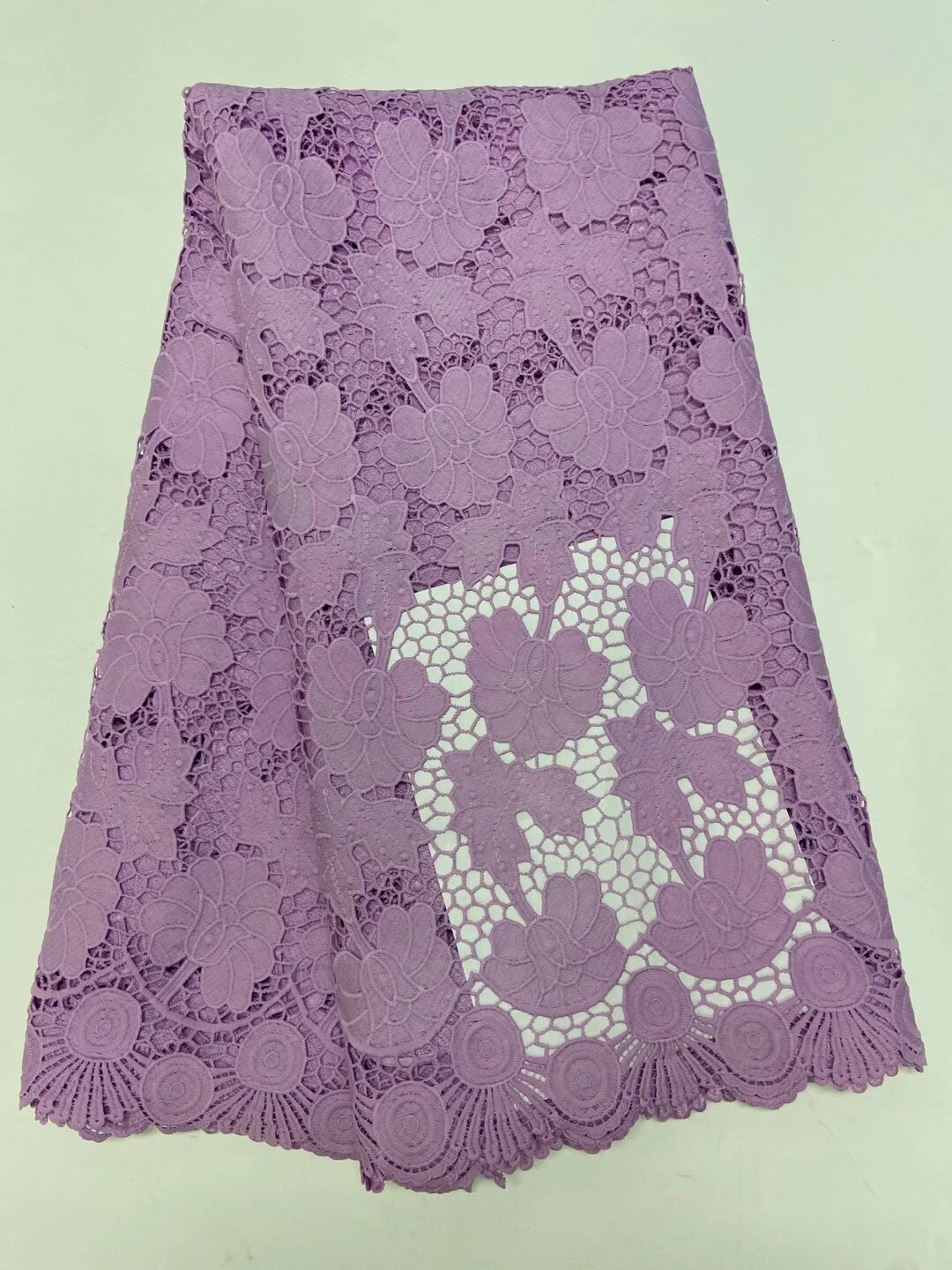 

2020 Latest Guipure Cord Lace Embroiderey French African Cord Lace Fabric High Quality Nigerian Lace Fabric For Wedding KR20308