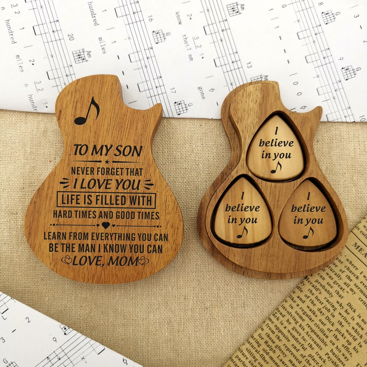 

Mom To My Son 1 box of 3 pieces of handmade Carving wooden guitar pick box pick storage box guitar accessories