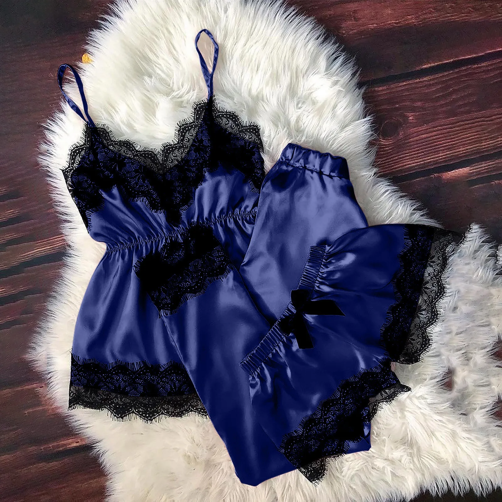 

Women Sleepwear Underwear Set Women V-neck Eyelash Lace Sexy Stain Camisole Pajamas Bowknot Shorts Set Ensemble 3 Pieces Pajamas