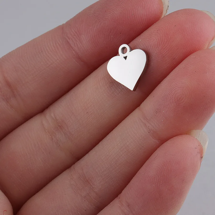 

Fnixtar 20Pcs Stainless Steel Peach Heart Charms Mirror Polish Charms DIY Making Necklace Bracelet Earring Charms For Jewelry