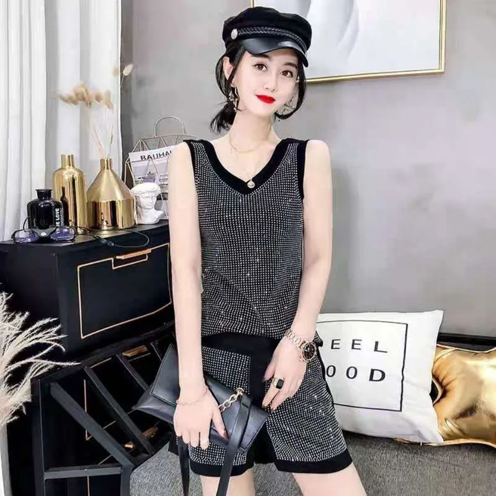 

Комплект женский летний в стиле хип-хоп, повседневные спортивные костюмы, модная женская рубашка с коротким рукавом и свободные брюки, кост...