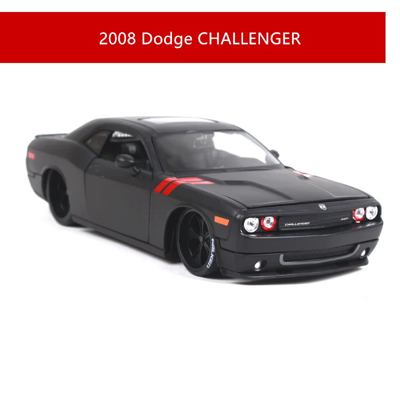Maisto 1:24 2008 Dodge Challenger имитация сплава Модель автомобиля ремесла украшение Коллекция игрушек инструменты подарок - Цвет: Черный