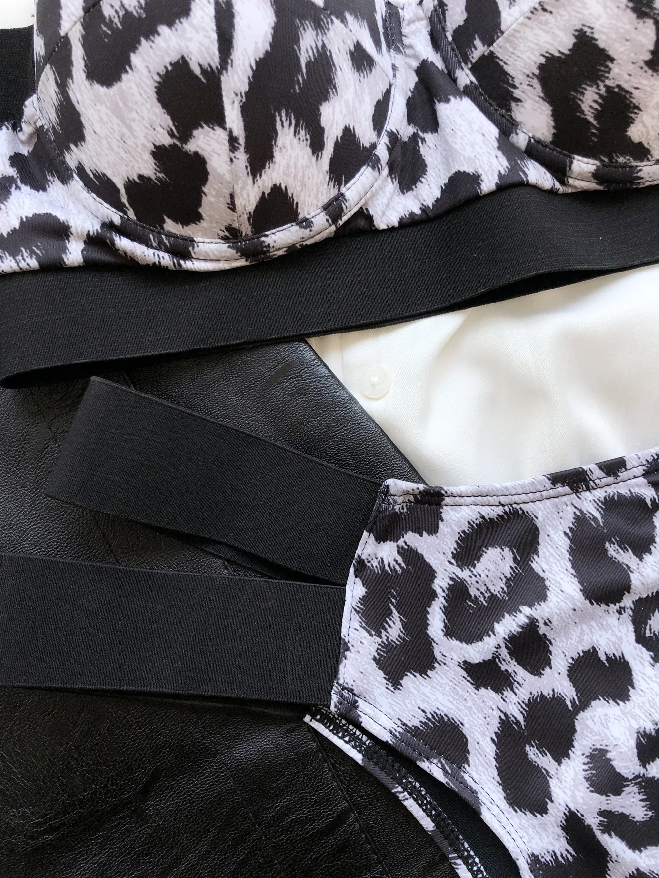 

Sexy Leopard Bikini 2021 Set Women Swimwear Female Swimsuit Two piece Bikini set Bathing Suit brazilian high waist sexy bikinis