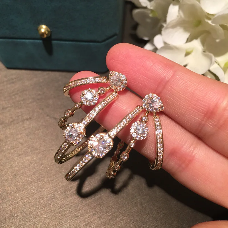 

Multi-layer circle earrings gradient geometric elements square drops personality European and American atmosphere exaggeration