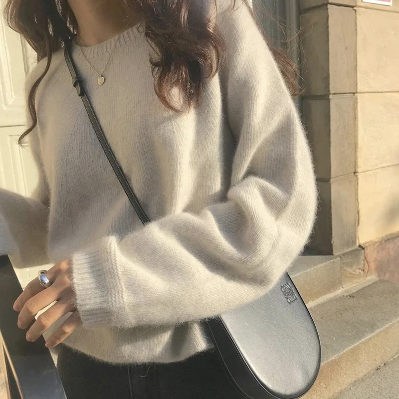 

2020 Women Autumn Cashmere sweater women Round neck sweater loose Winter wool fashion sweater batwing sleeve plus size pullover