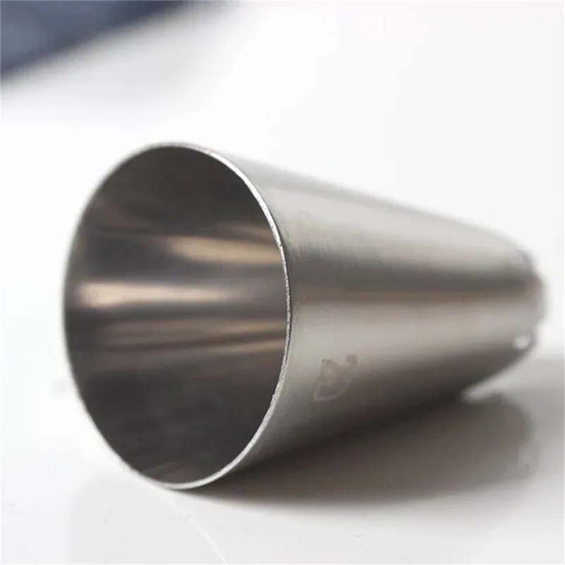 

Large Size Stainless Steel Rose Flower Cream Piping Nozzles Cupcake Nozzles Baking Decoration Cake Decorating Tools #2D