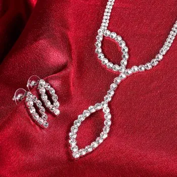 

Wedding Accessories Set Necklace Earrings Set Simple Style Jewelry Set Fashion Gift Necklace Earings Silver Crystal CDS053