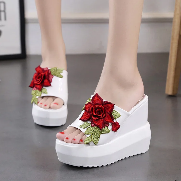 

Ultra-High Heel Waterproof Platform Slanted Heel Embroidered Sexy 34 Yards Slippers Non-Slip 10cm Women's Shoes Fashion