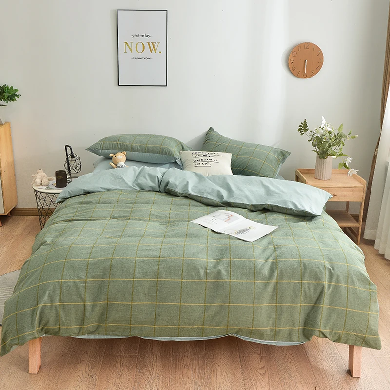 Комплект постельного белья из 4 предметов промытого хлопка в зеленую клетку