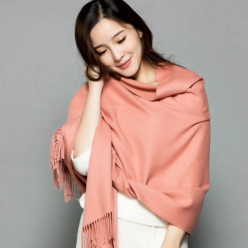 

Двухдиапазонный Wi-Применение студент длинные штаны на весну-осень, утепленные Шарф Женская зимняя обувь в Корейском стиле; С бахромой; Из ис...