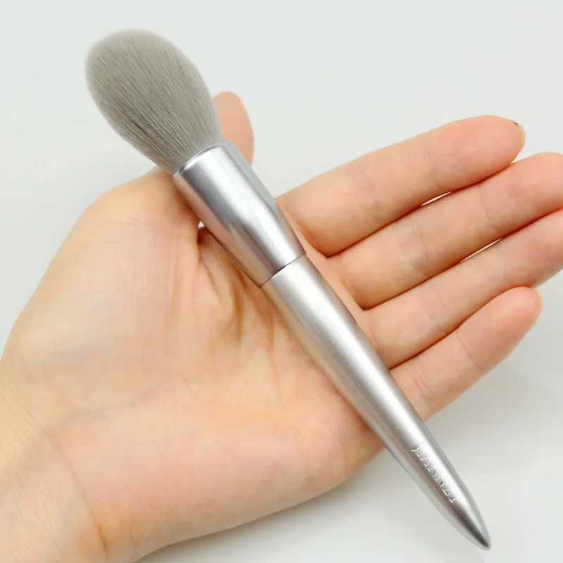 

1 PCS Multifunctional Makeup Brush Soft Moonlight Series Flame-shaped brush head is suitable for high-gloss blush