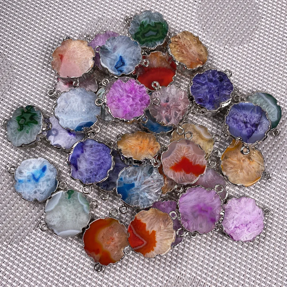 

Flower Shaped Plated Blue Agates Pendant Reiki Healing Natural Stone Amulet DIY Jewelry Personality Gift Size 22x32mm