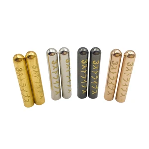 Weiou 4 шт.1 комплект, 3, 8 х22 мм, серебристый, золотой, черный, розовое золото, Бесшовные Металлические аглеты с японскими буквами, блестящие, наконечники для шнурков