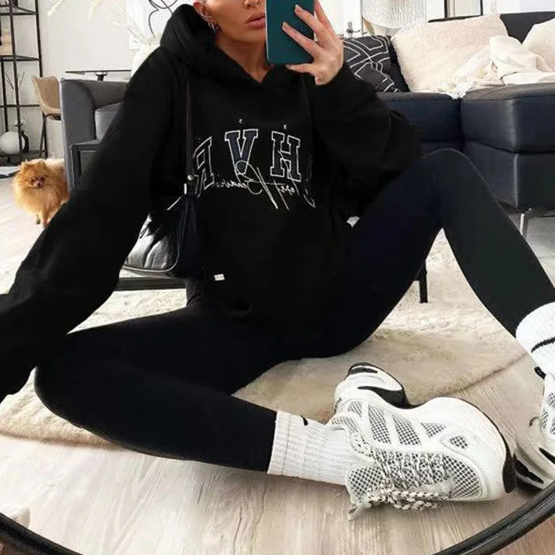 

England Style Black Letter Print Hoodies Women Oversized Crewneck Sweatshirt Loose Pullover Long Sleeve Fashion Top Warm Winter