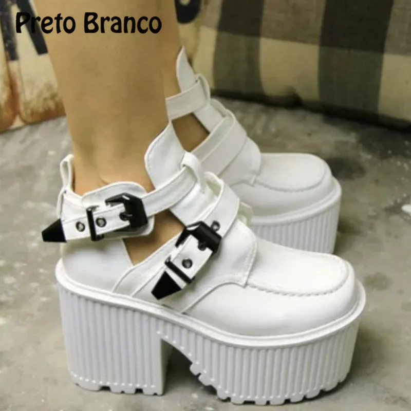 

PRETO BRANCO/2021 г. Женские ботинки водонепроницаемые ботинки на платформе 8 см с ремешком и пряжкой ботильоны с круглым носком, JXQ