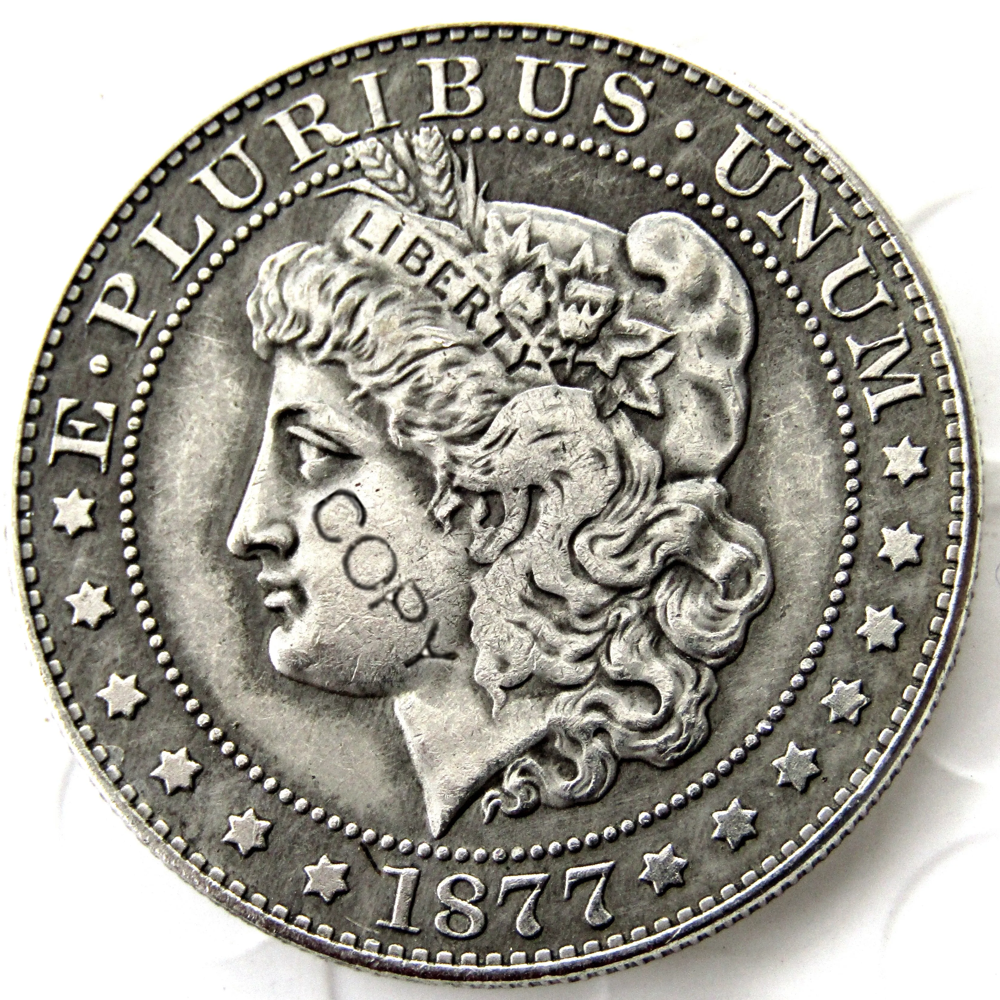 

American Coins 1877 Morgan Half Dollar Silver-Plated Copy coin