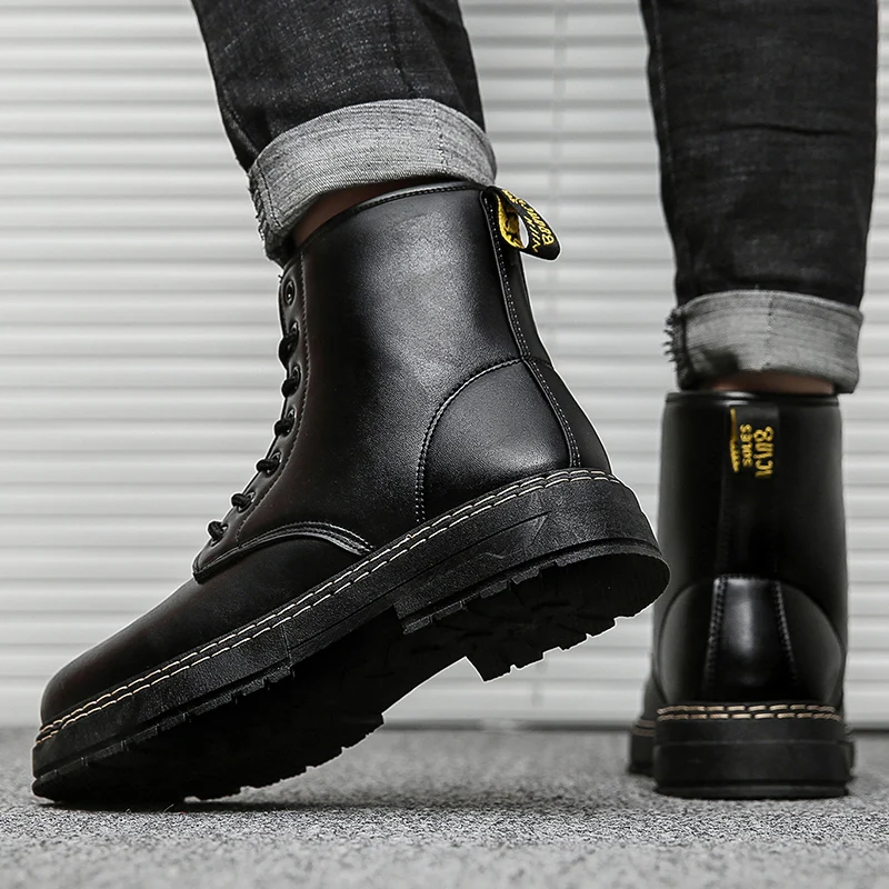 

Men's shoes 2021 autumn and winter fashion new men boots warm and velvet men Martin boots European and American style snow boots