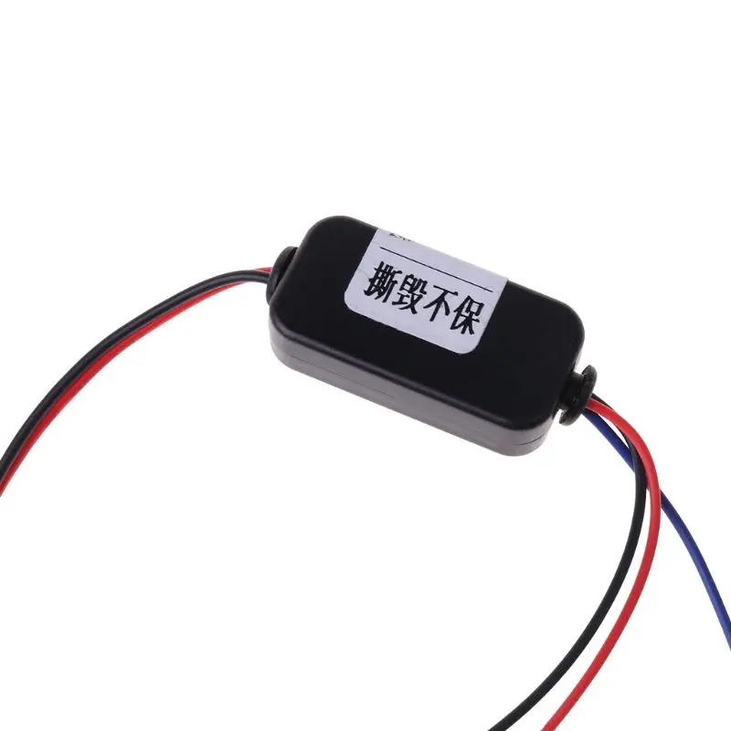 Автомобильный релейный фильтр для парковочной камеры заднего вида RCD330G PLUS Passat |