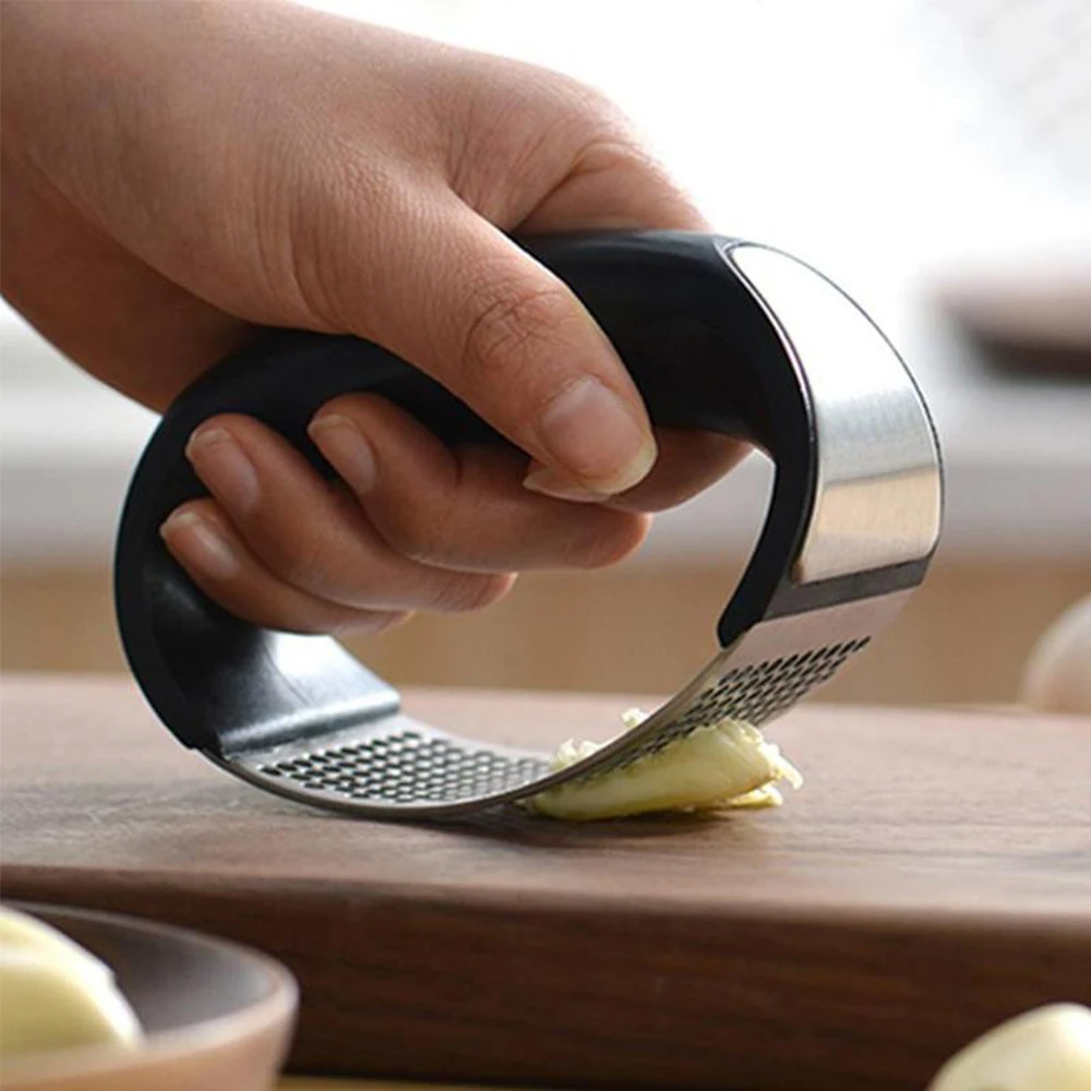 

Multi-function Manual Garlic Presser Curved Garlic Grinding Slicer Chopper Stainless Steel Garlic Presses Cooking Gadgets Tool