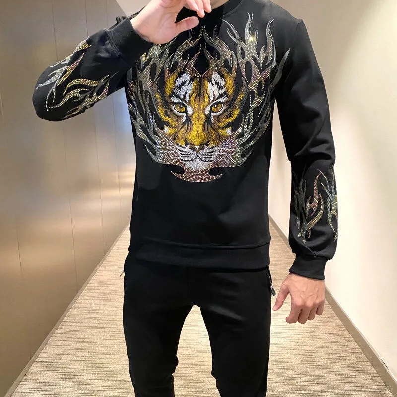 

New design men's Tracksuit high quality tiger head rhinestone O-neck short sleeve men's clothing autumn and winter sportswear me