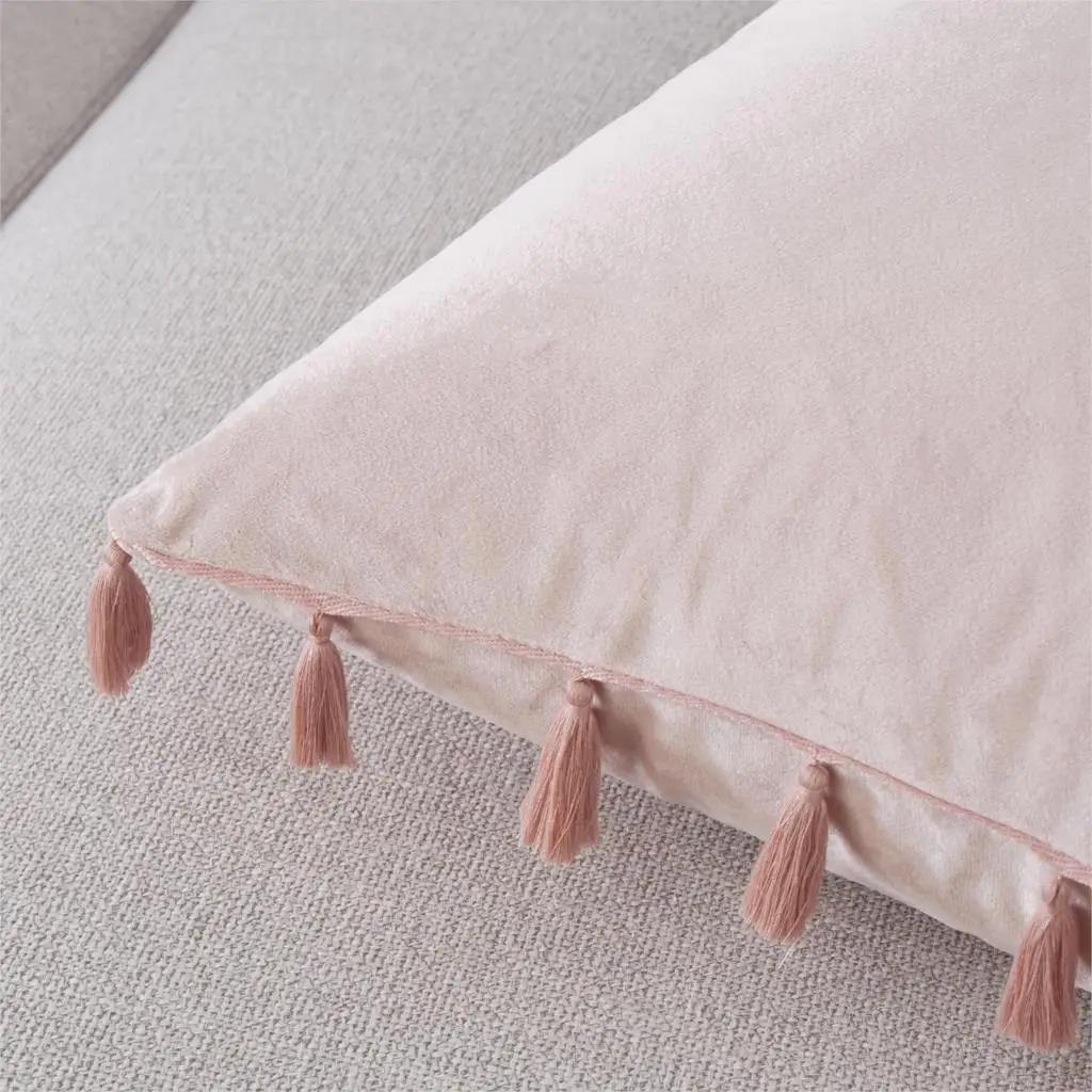 Мягкие бархатные наволочки декоративные подушки чехлы с кисточкой для дивана