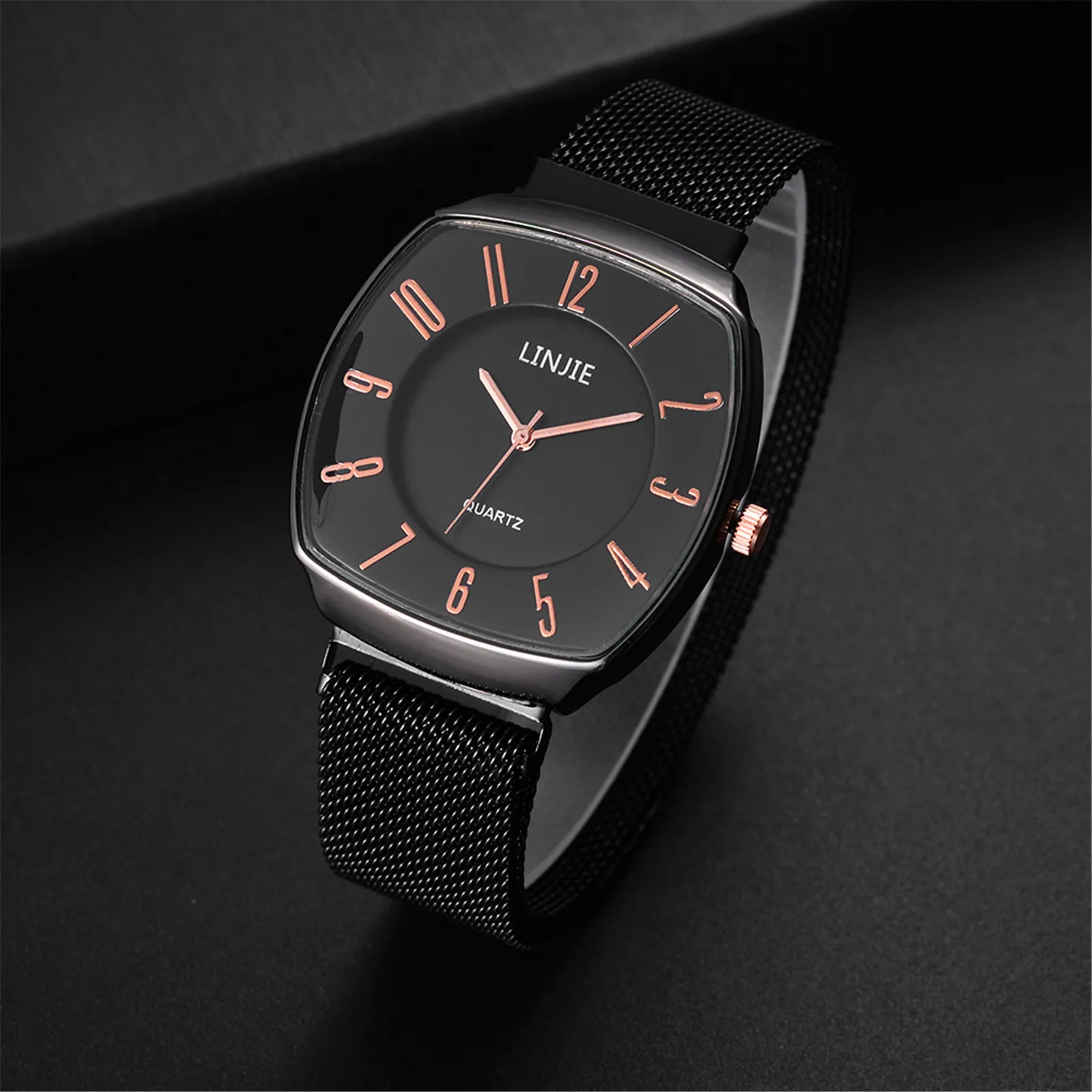 

DAIGELO 2021 Watches Fashion Mens Steel Belt Analog Sport Quartz Wrist Watch Colorful Glass Watch Wristwatches Casual Clock